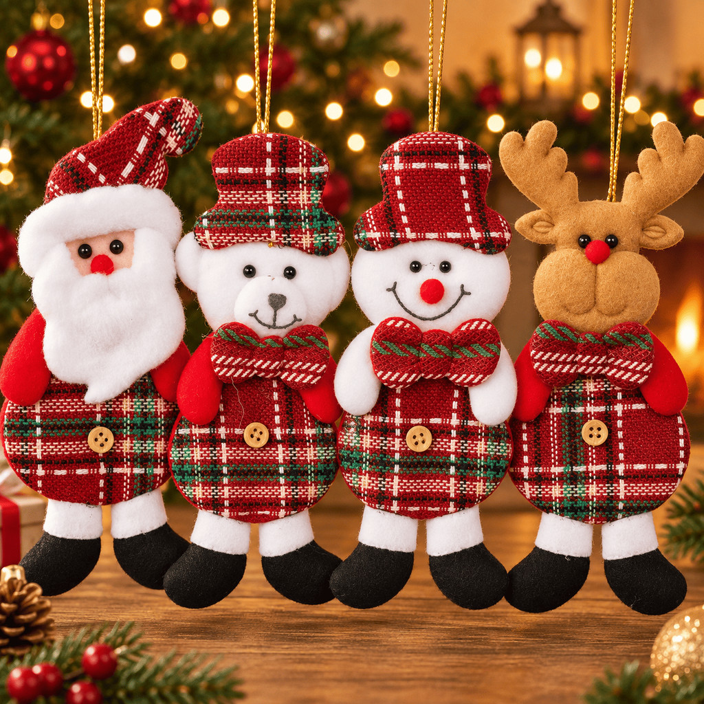 Kit 12 Enfeites Natalinos de Pelúcia 13cm  para Árvore de Natal Papai Noel Alce Urso Boneco de Neve